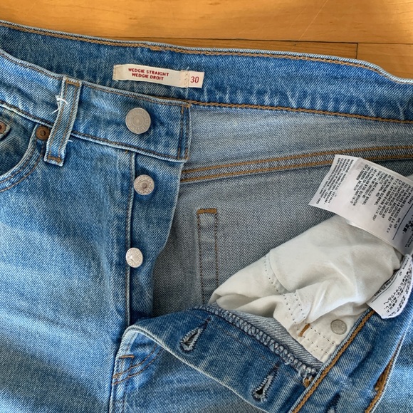 Levi's Women's Straight Leg Jeans - Light Blue - Picture 2 of 5